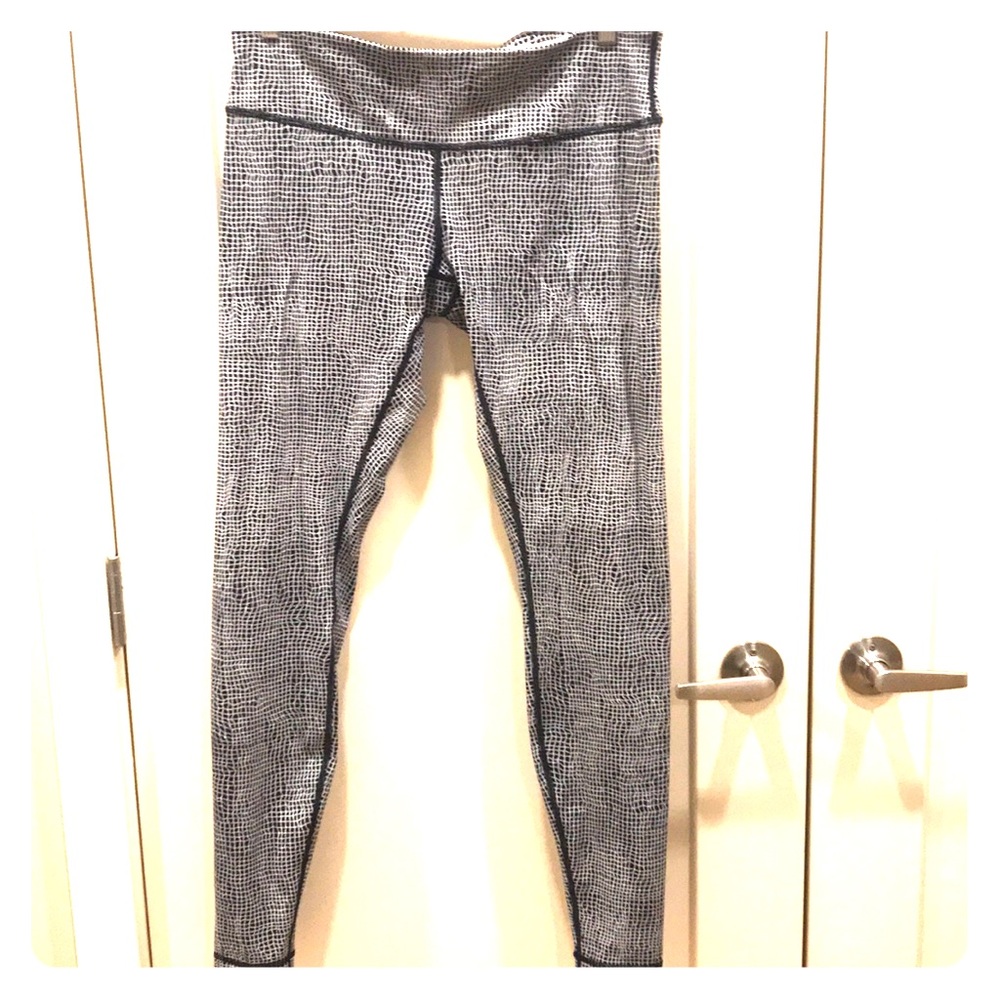 Lululemon size 12 leggings
